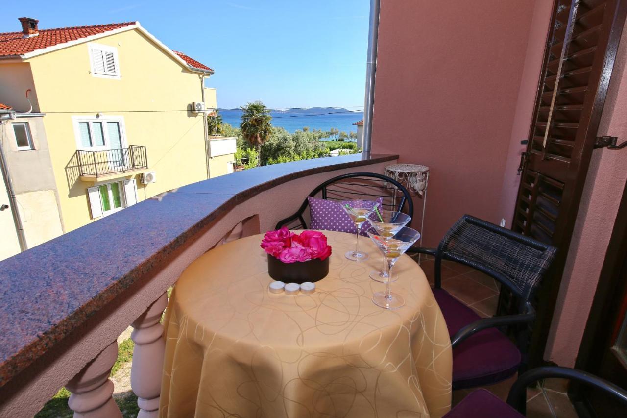 Villa Dalmatino Pakoštane 外观 照片