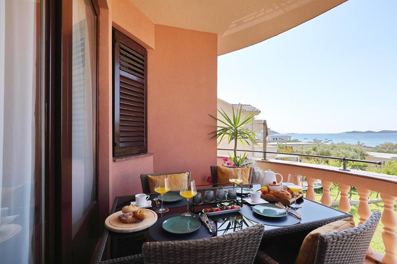 Villa Dalmatino Pakoštane 外观 照片
